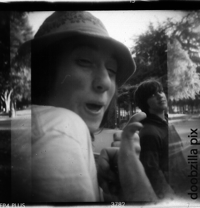 two_thumb_up_by_DCraver.jpg