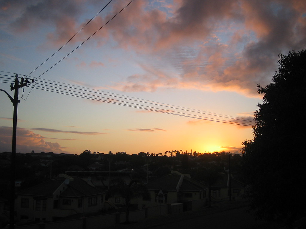 2201171585_03fc53c642_b.jpg