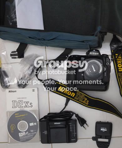 nikonD2XStouse.jpg