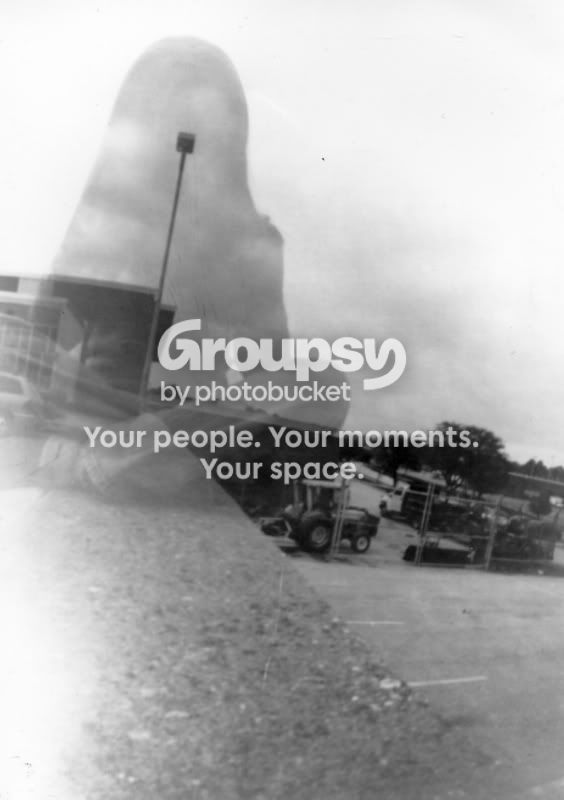 Pinholephoto.jpg