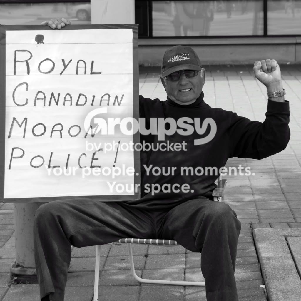 rcmpmole.jpg