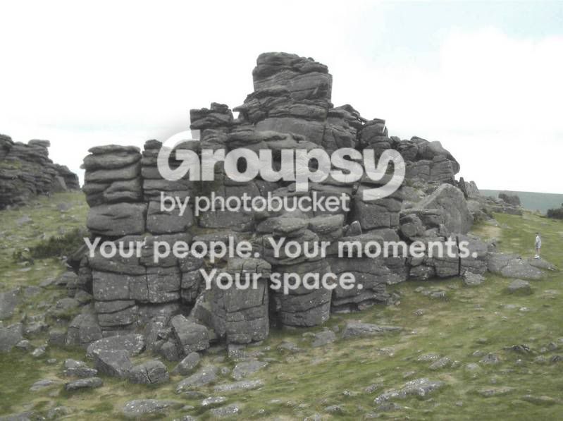 InsideHoundTor1.jpg