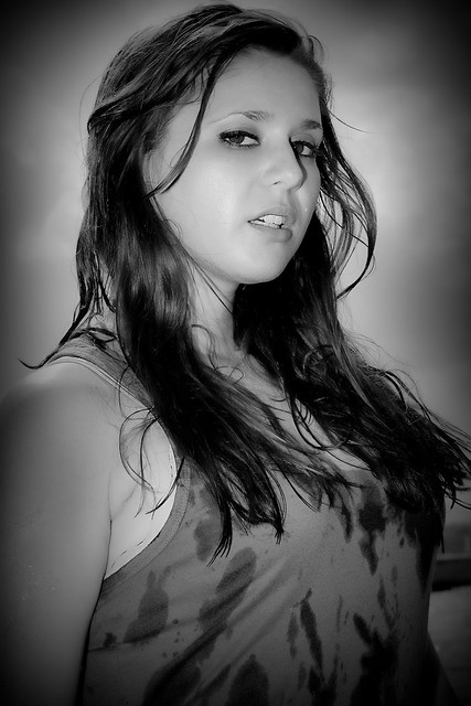 5617899050_b42e3781b5_z.jpg