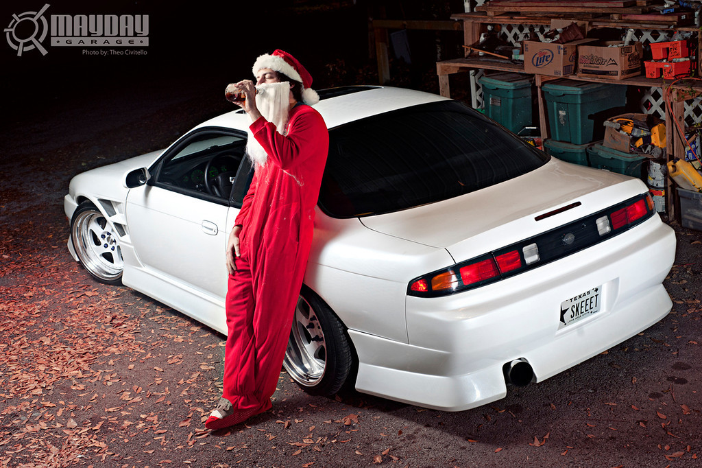 Santa-inside-the-Garage-XL.jpg