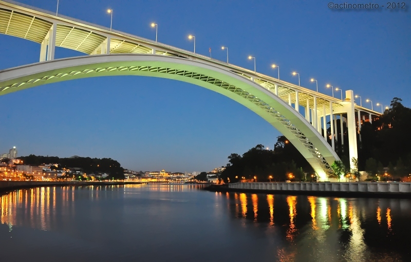 7578502090_ba5d0741e3_c.jpg