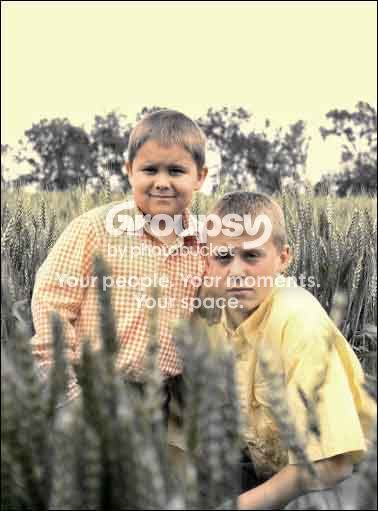 IMG_8702CROPsmall.jpg