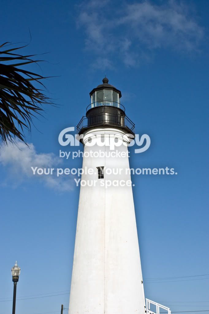 lighthousefull.jpg