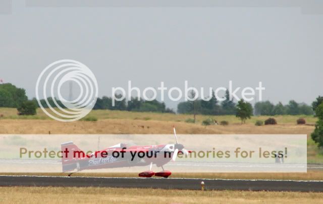 redplane.jpg