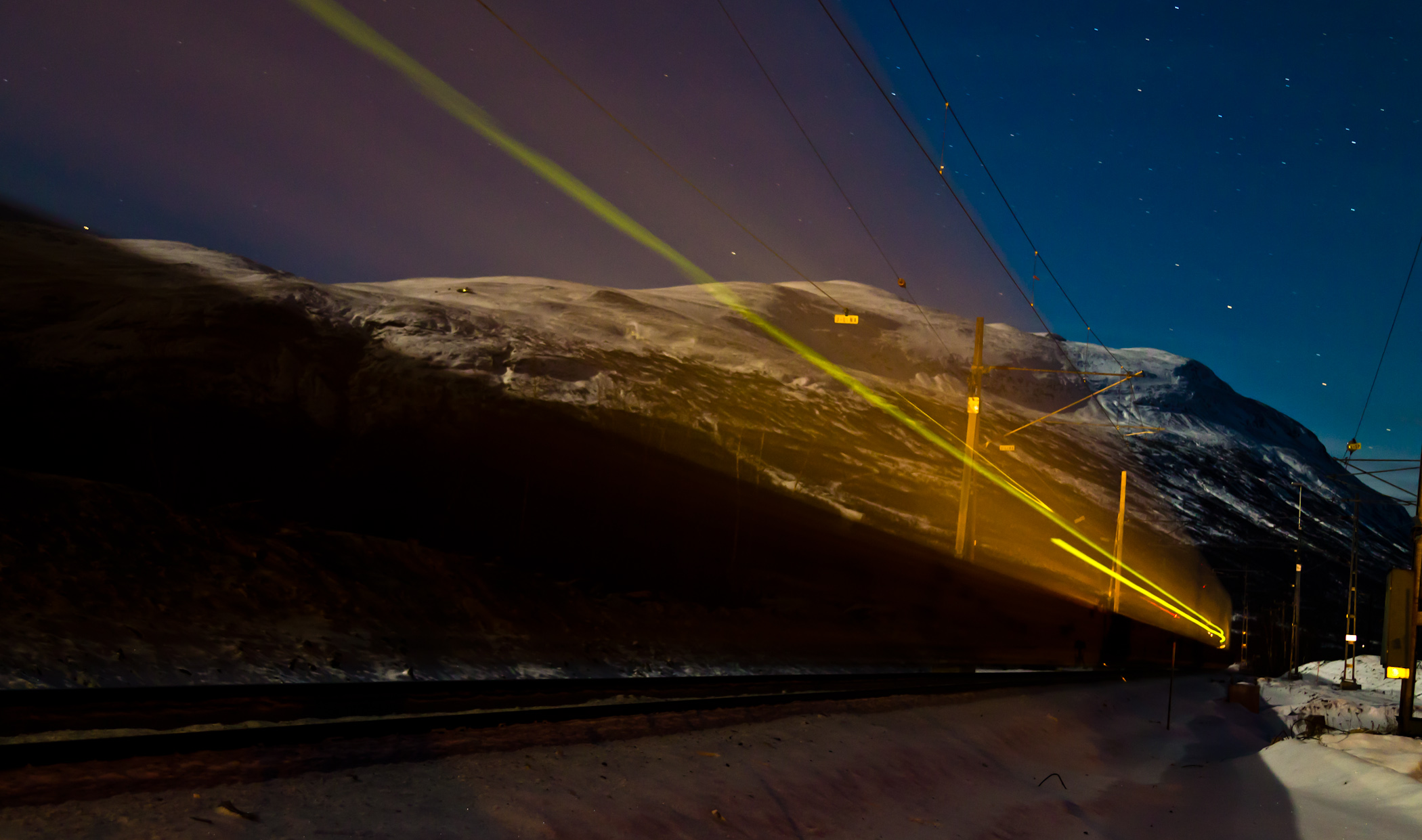 midnight_train_by_pianoblack97-d4icuyl.jpg