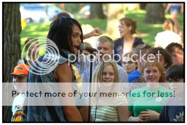 children183guitarist.jpg