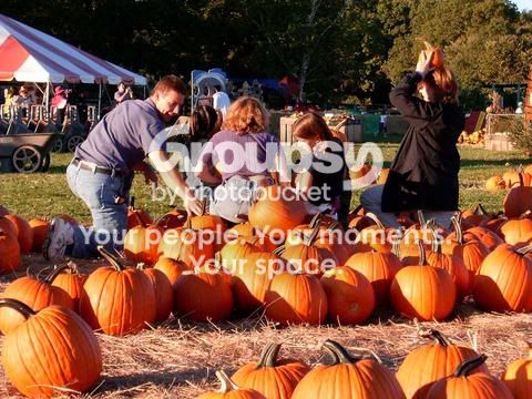 Pickingapumpkin.jpg