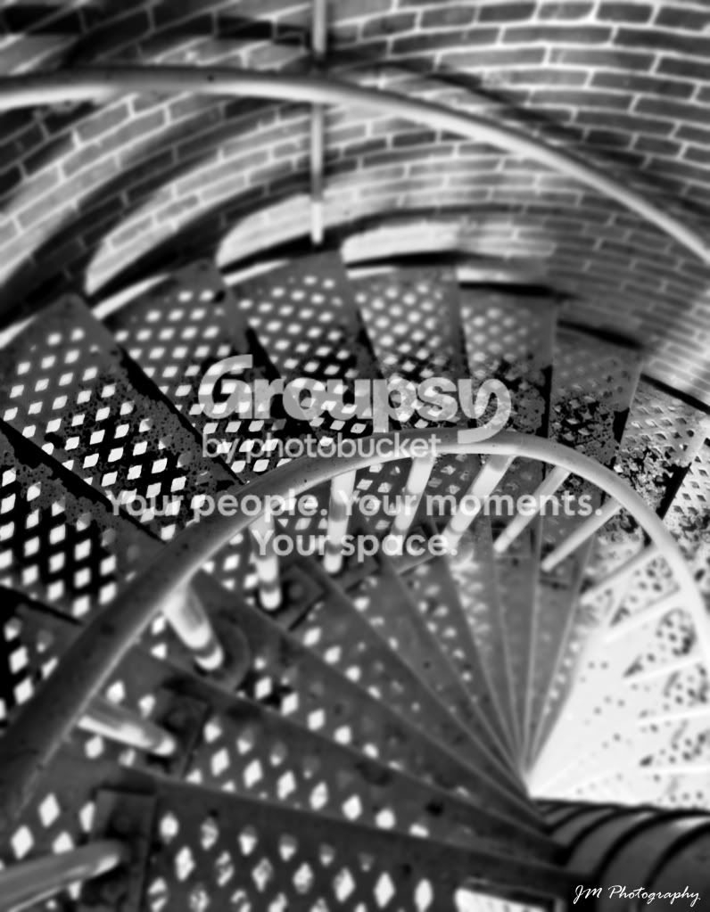 spiralbwtiltwm.jpg