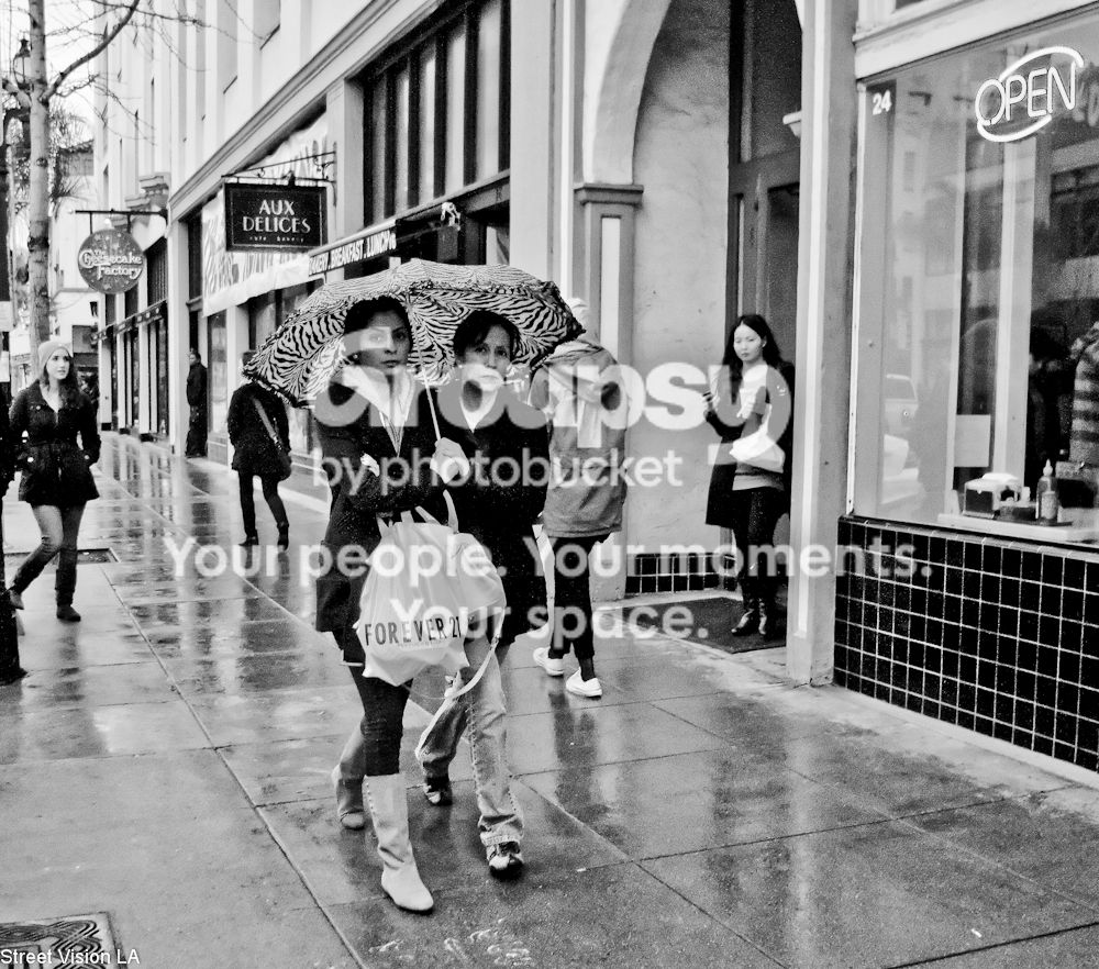 OldTownPasadenaintherain60.jpg