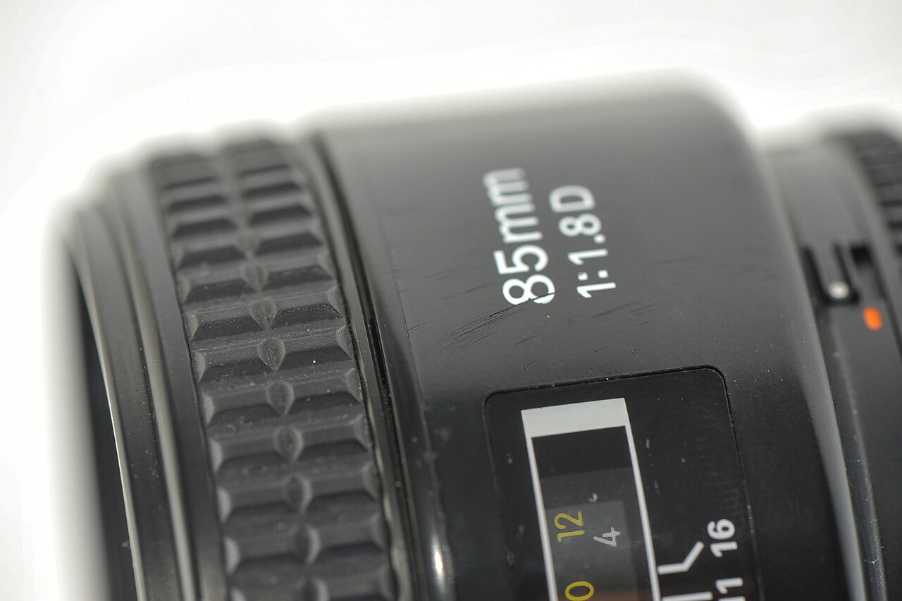 Nikon%2085mm%201.8-5-X2.jpg