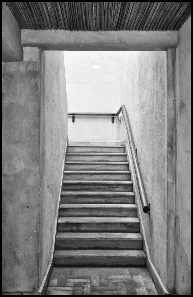 The_Staircase_by_Darkbreeze.jpg