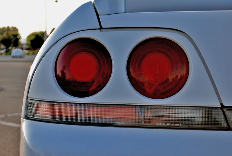 r33_2.jpg