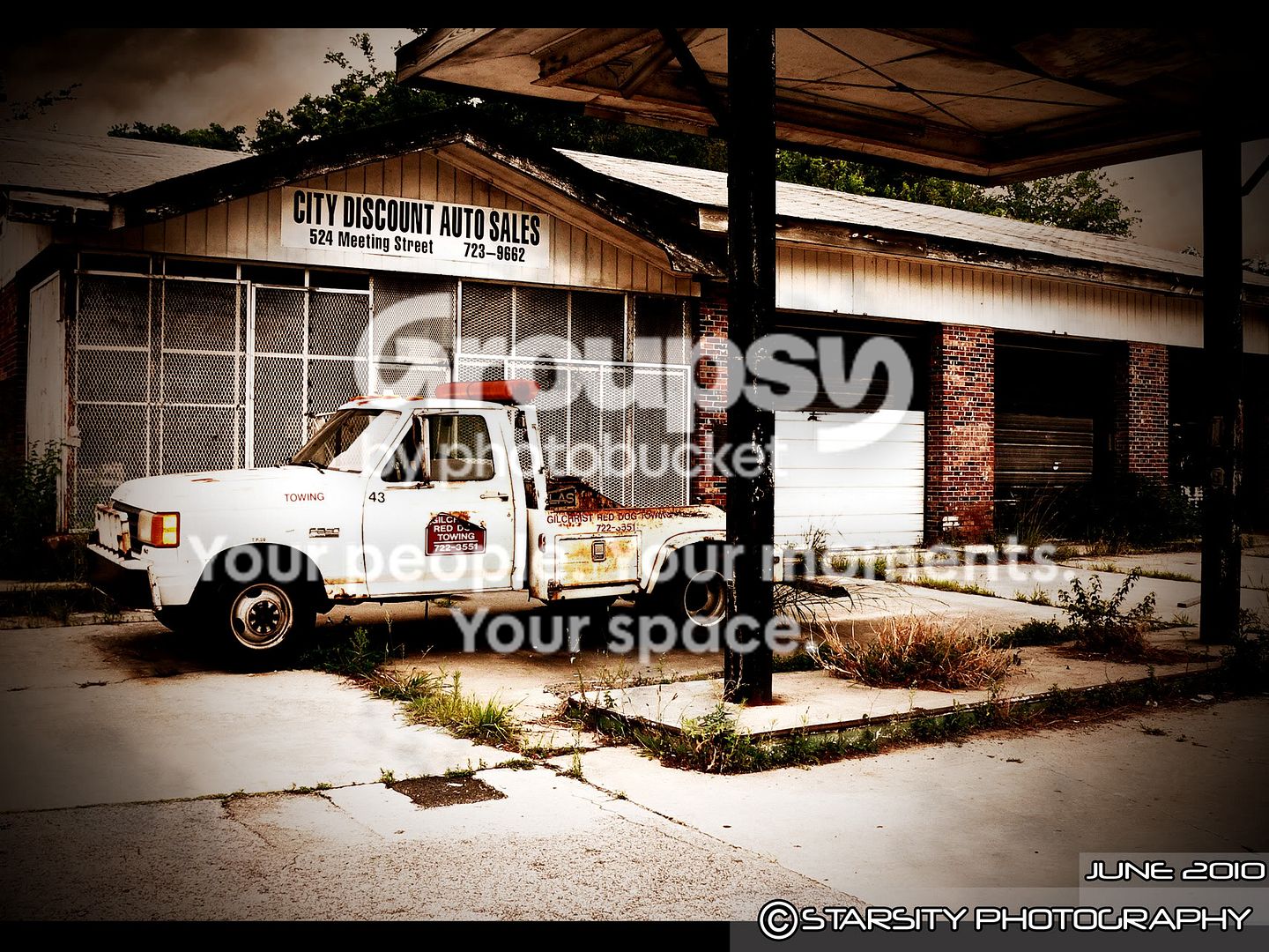 OldFashionTruck.jpg