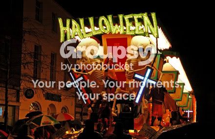 halloweenfloatppfnet.jpg