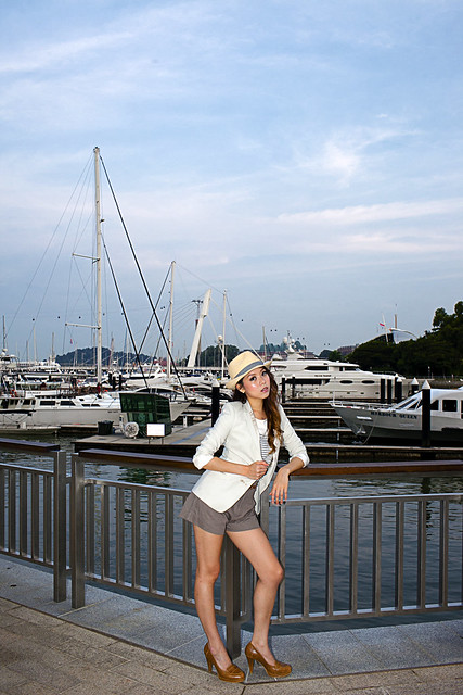 7741048090_d85927cbd5_z.jpg
