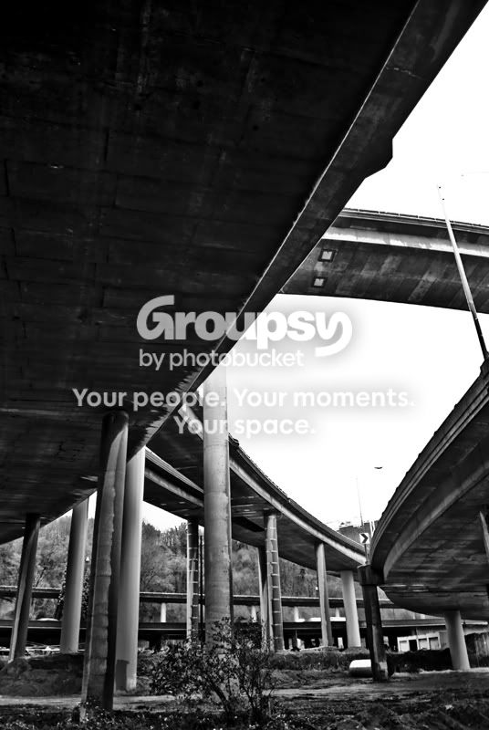 underthebridge2.jpg