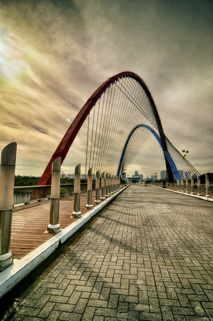 12076968576_0e862d789b_z.jpg