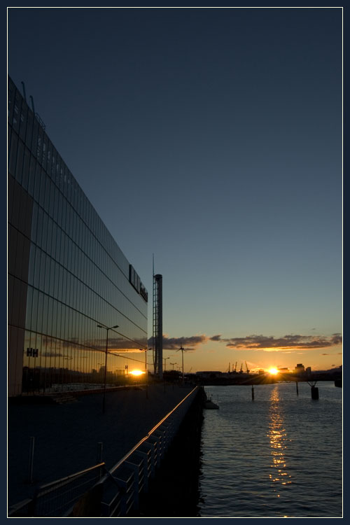 Sunset_on_the_Clyde_by_Resin42.jpg