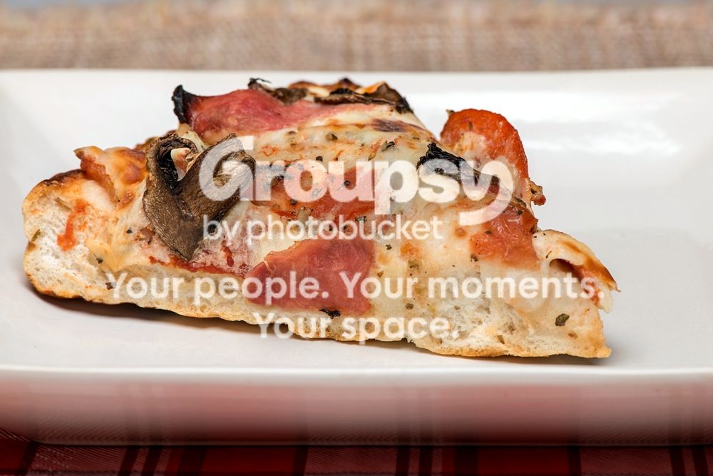 Pizza%20slice_zps3myvppvf.jpg