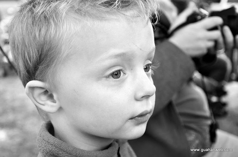portrait07_bw.jpg