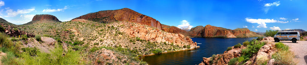 Canon_Lake_Arizona_by_justxjoey.jpg