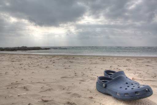 crocs-hdr.jpg