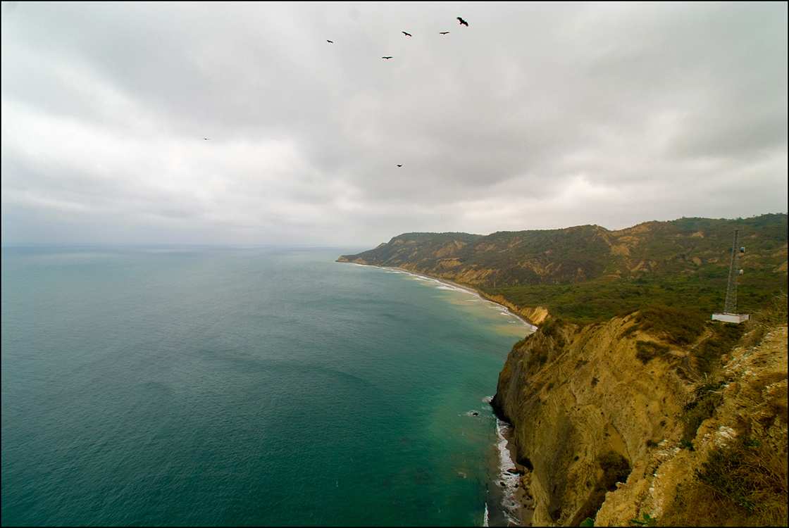 San_Lorenzo_Beach__Ecuador_by_THood84.jpg