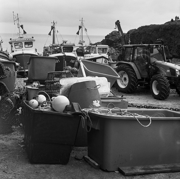 Cadgwith-Cove-2-L.jpg