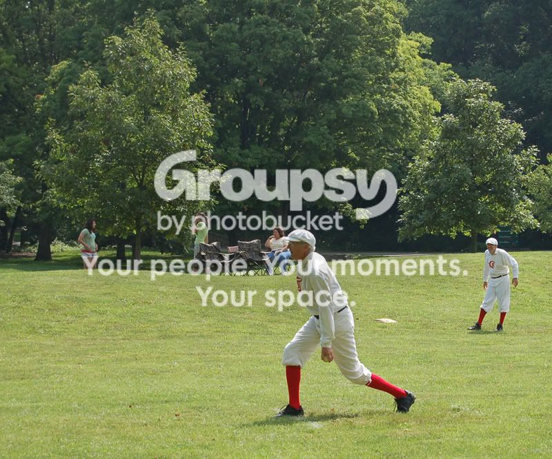 Redlegspitch003.jpg