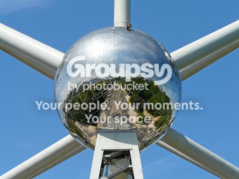 Atomium3_zpsce0e87dd.jpg