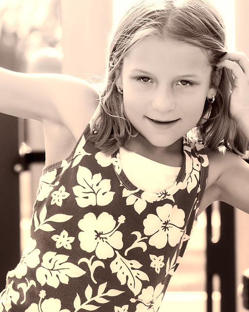 5749076350_44f0e2fc36_z.jpg