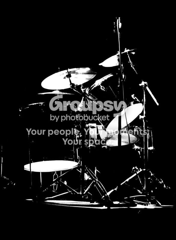 DSC_8189_008_BWLongDrum_R.jpg