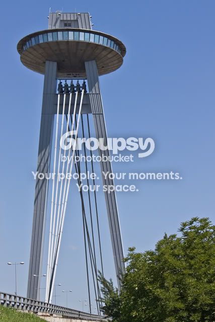 novymostpylon_edit.jpg