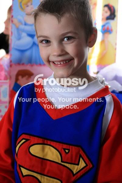 Superman__s_Happy_Birthday_by_Kitty.jpg