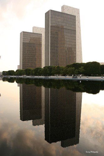 945930978_e6ab0d944c.jpg