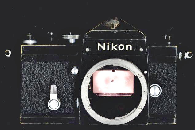Nikon_f_black.jpg