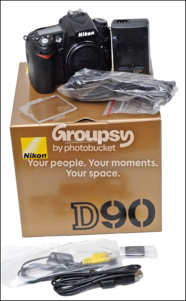 D90BoxEtc.jpg