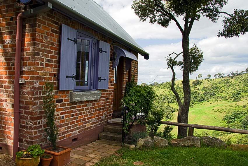 cottage.jpg