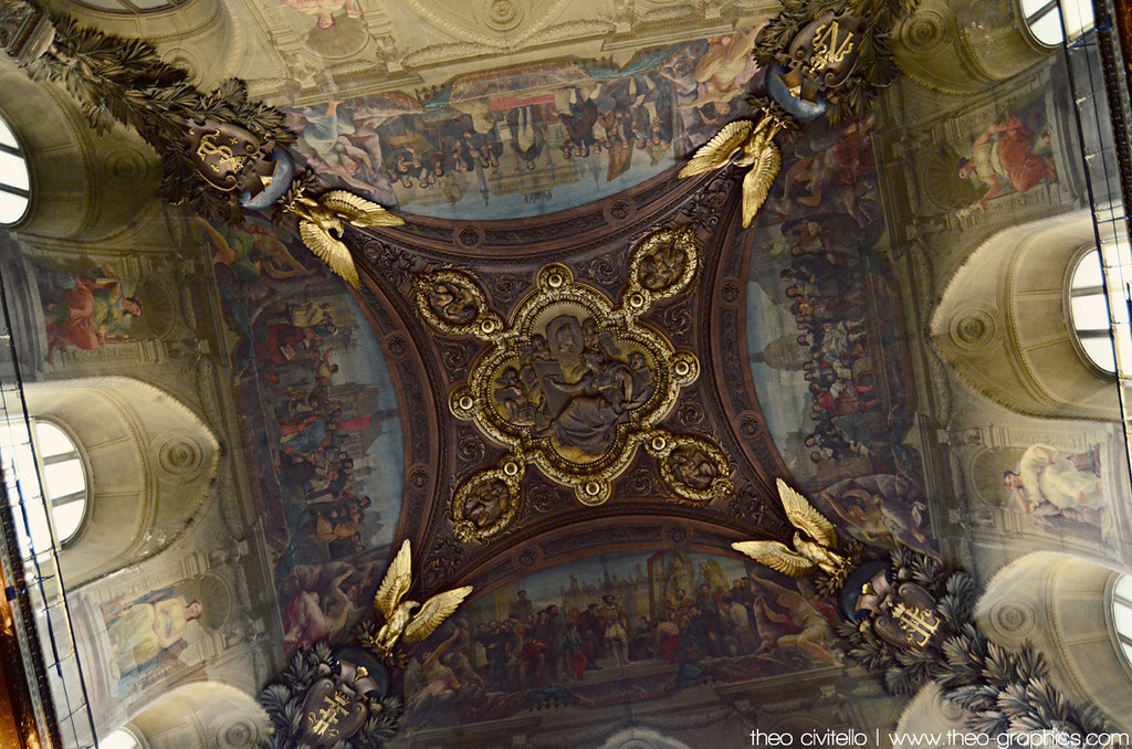 Louvre-Roof-XL.jpg
