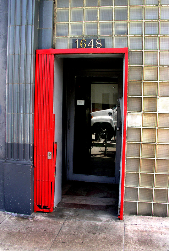 Red%20Gate-L.jpg
