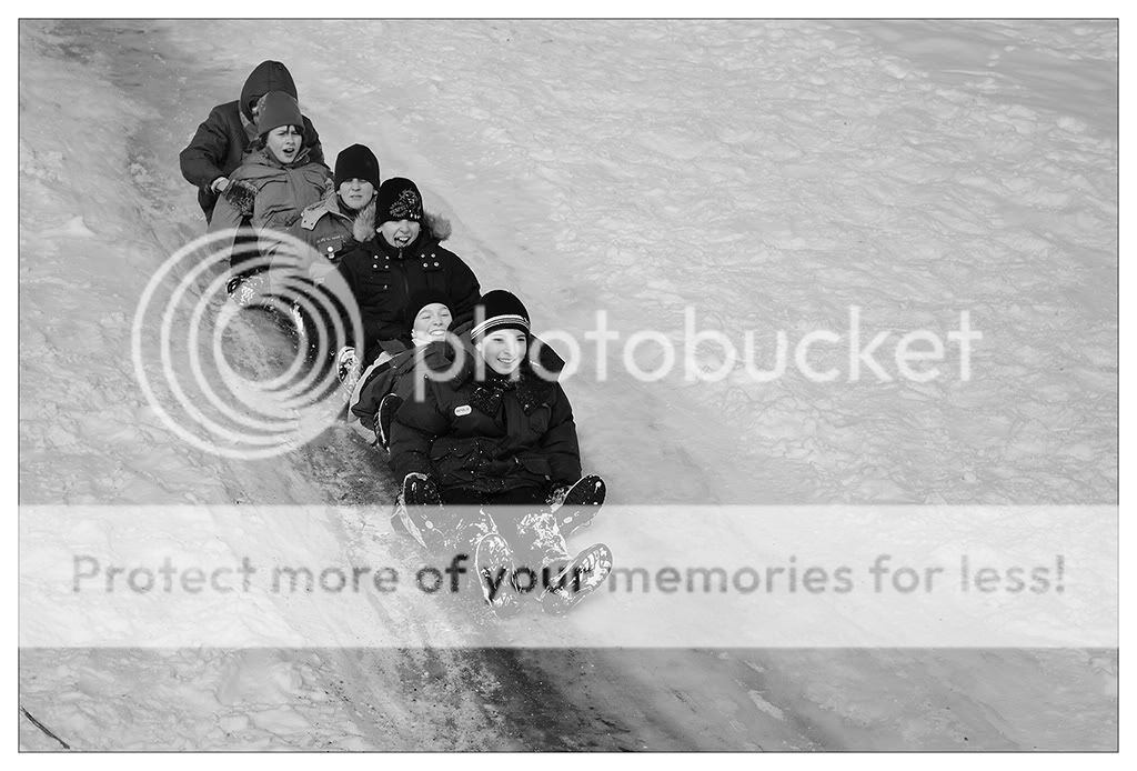 children_train_BW4WEB.jpg