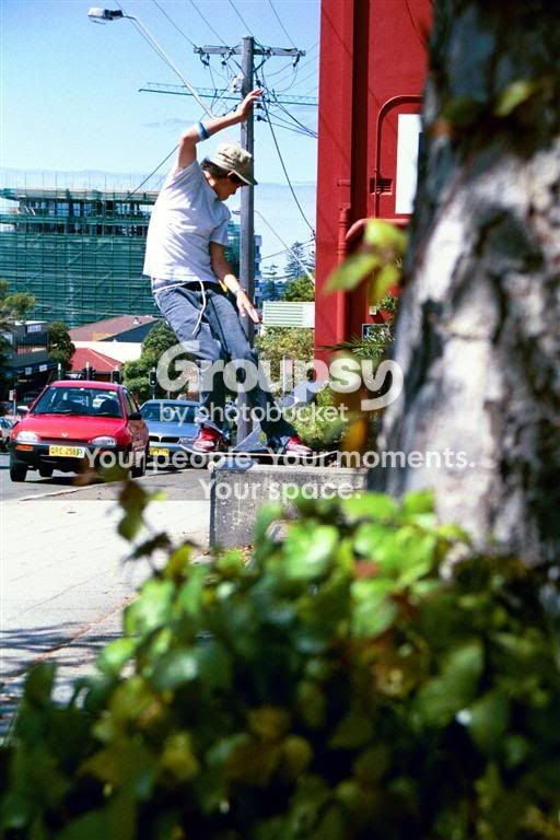 Lloyd-frontboardpopoutLarge.jpg