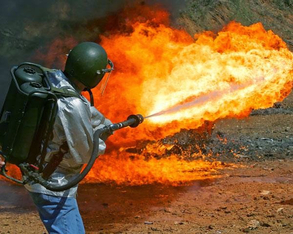 03292013_weapons_flame_thrower.jpg