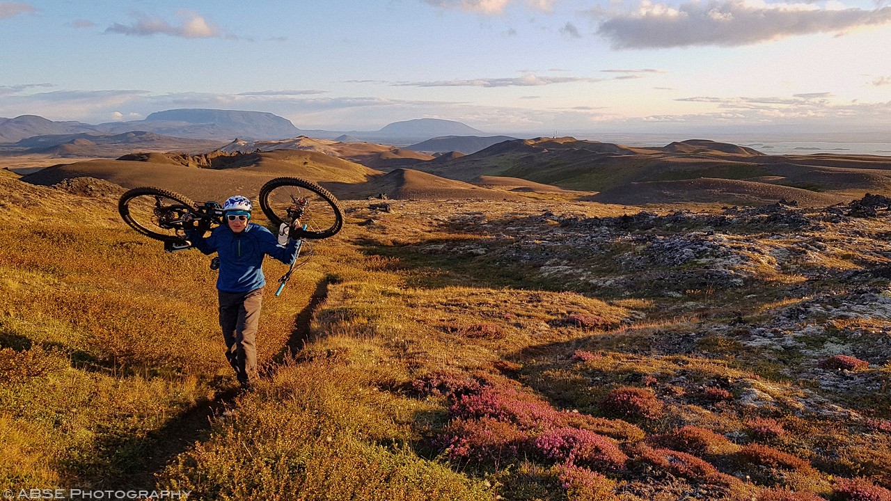 iceland-myvatn-mountain-bike-bikepacking-landscape-sunset-krafla-001.jpg