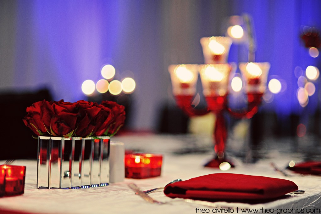 Table-Setting-and-Candles.jpg