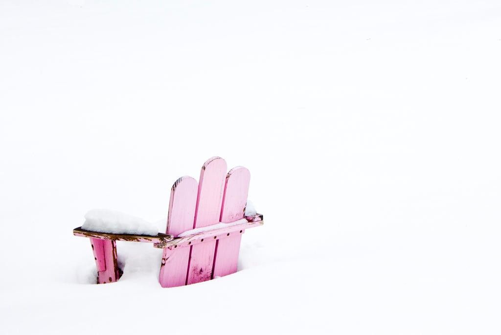 Child__s_Chair_in_Snow_by_sideways_8.jpg